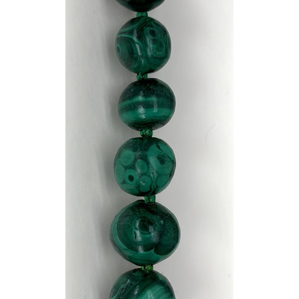 Malachite Beaded Necklace - Picture 15 of 16